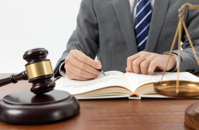mejores firmas de abogados para extranjeros en chile